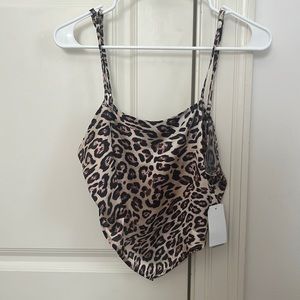 NWT Leopard Tie-Back bandana top